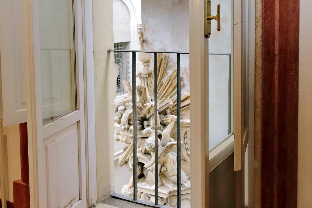 Ych-Farnese Charme Apartment Rome Exterior photo